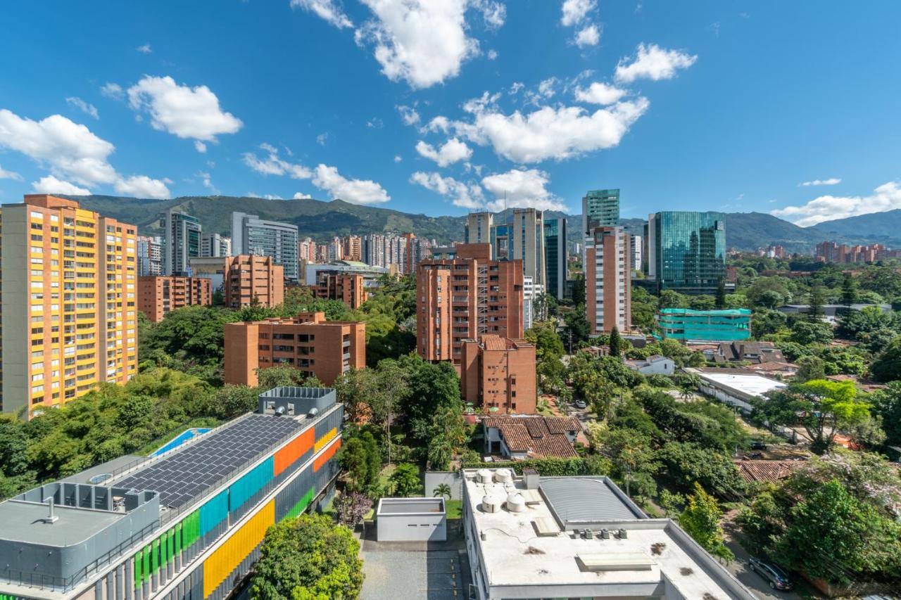 Apartamentos Go Living & Suites By Housy Host Medellín Exterior foto