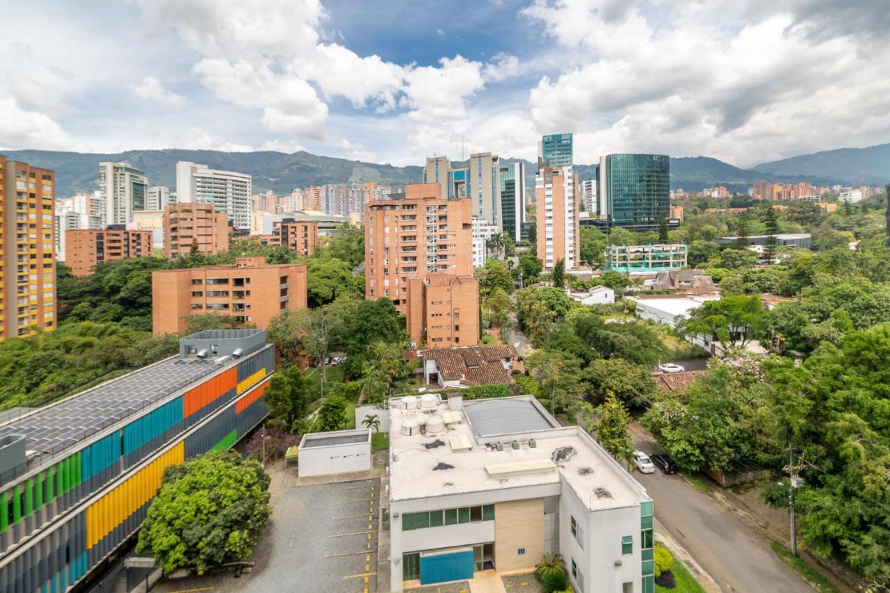 Apartamentos Go Living & Suites By Housy Host Medellín Exterior foto